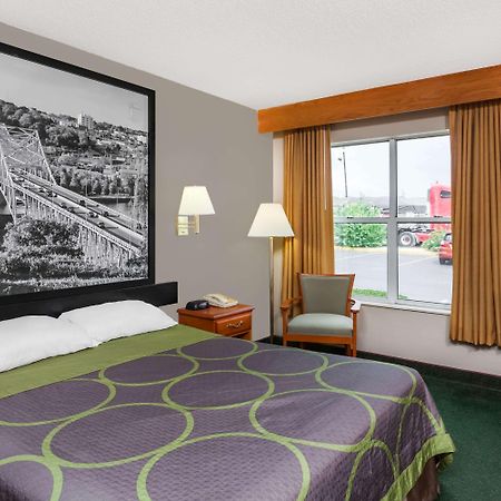 Super 8 By Wyndham Athens Hotel Exterior photo